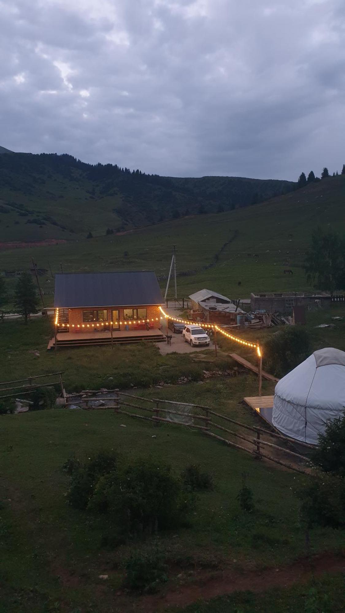 Mine Hostel Dzhergalan Jyrgalan Dış mekan fotoğraf