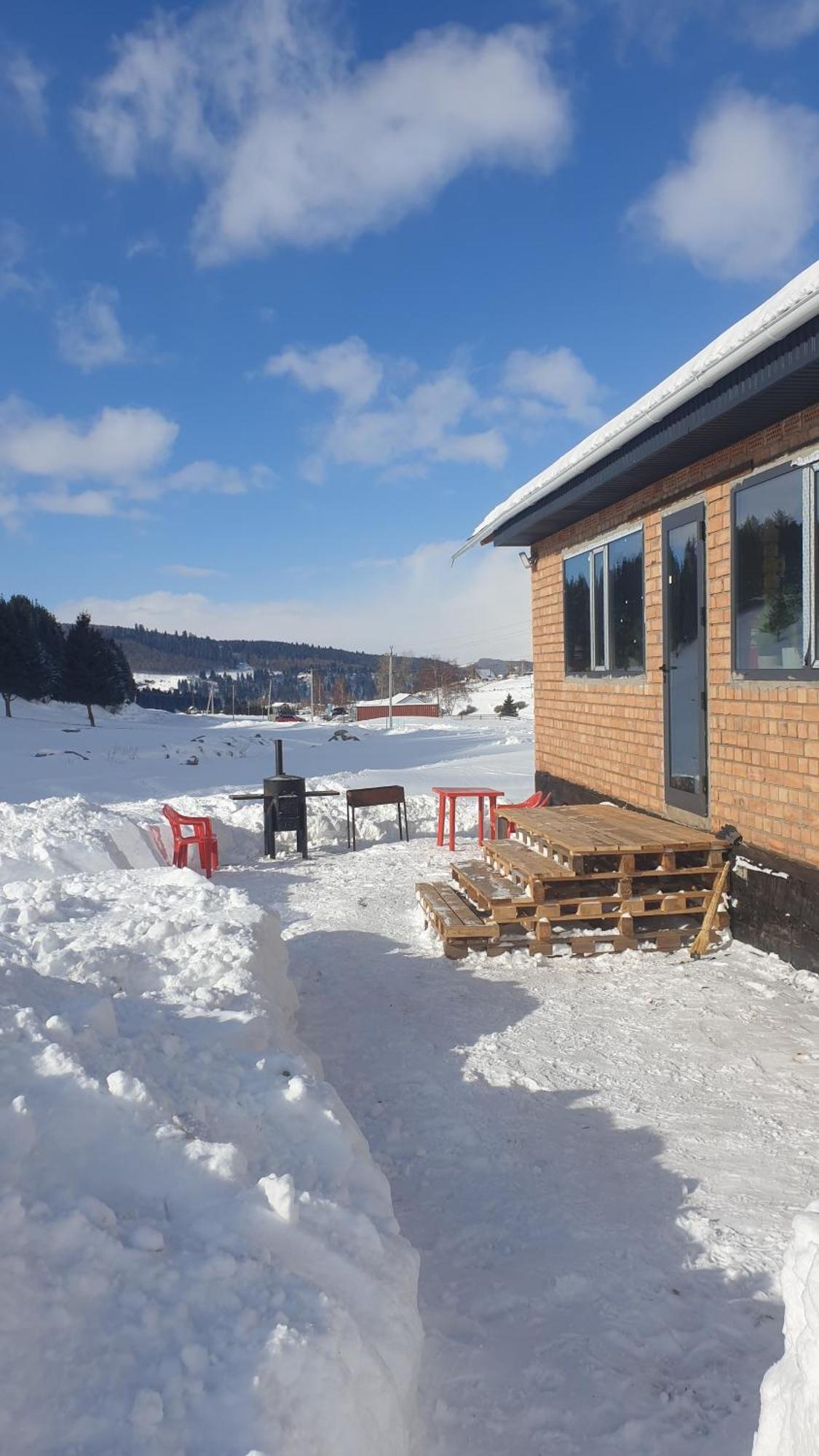 Mine Hostel Dzhergalan Jyrgalan Dış mekan fotoğraf