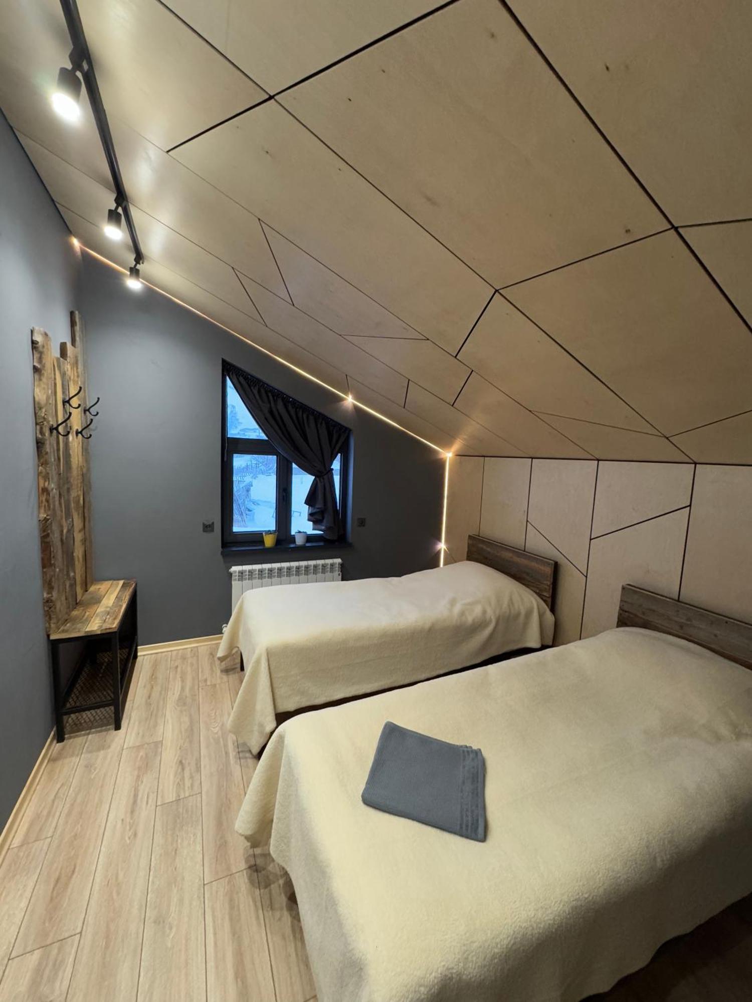 Mine Hostel Dzhergalan Jyrgalan Dış mekan fotoğraf